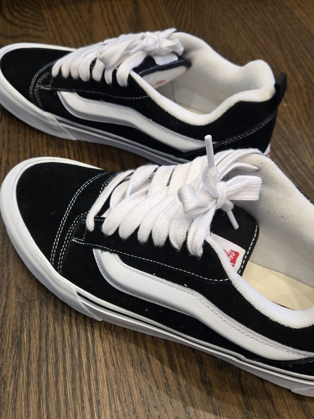 Vans Knu Skool Black True White Sneakers Mens Size 11.5